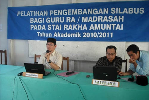 Pelatihan Pengembangan Silabus